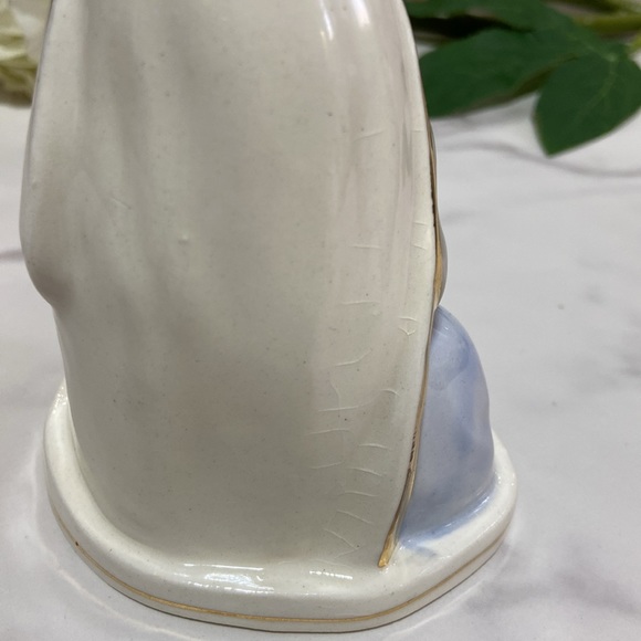Vtg Mother And Child Mary Porcelain Sculpture Table Decoration Gold Gilded JAPAN - Picture 9 of 15